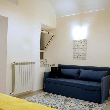 Giulia'S House Apartments SantʼAntonio Abate Eksteriør bilde