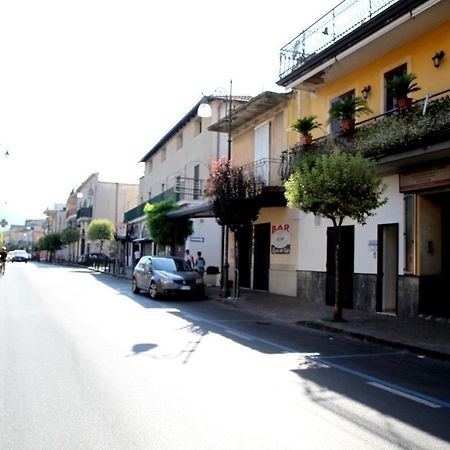 Giulia'S House Apartments SantʼAntonio Abate Eksteriør bilde
