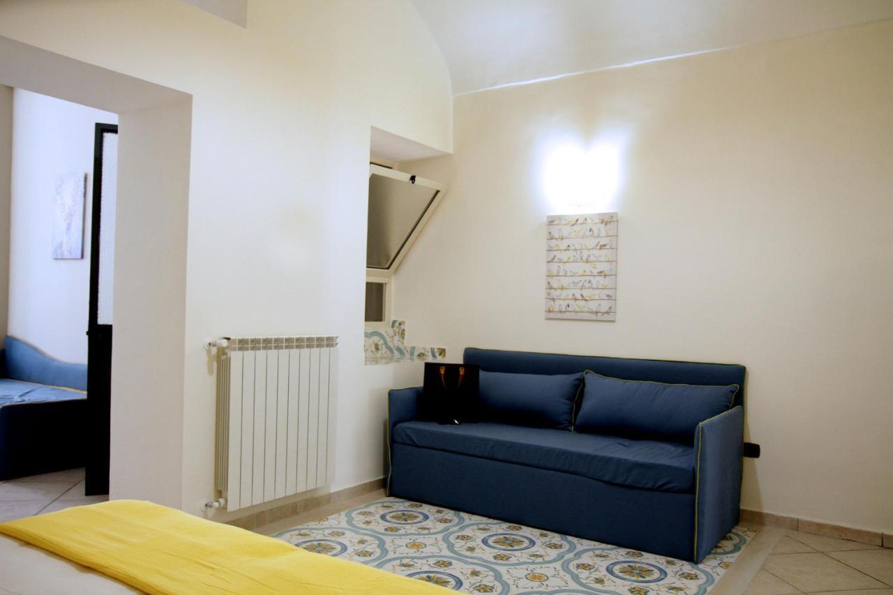 Giulia'S House Apartments SantʼAntonio Abate Eksteriør bilde